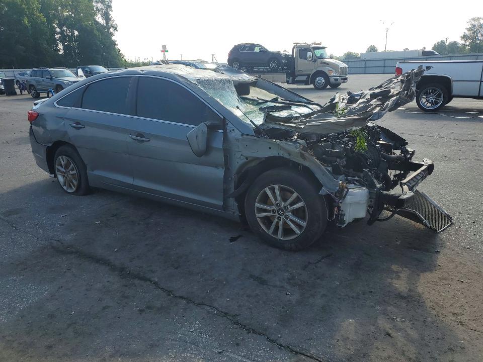 Photo 4 from auction – 2017 HYUNDAI SONATA with VIN 5NPE24AF4HH575016
