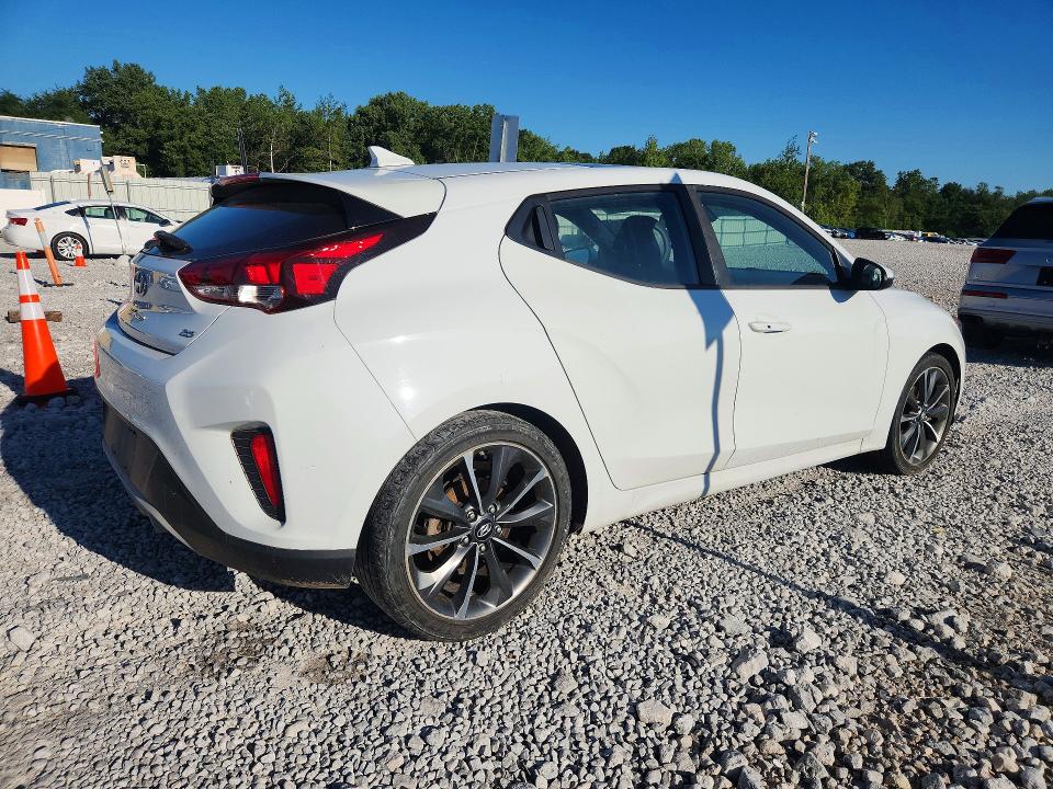 Photo 3 from auction – 2019 HYUNDAI VELOSTER with VIN KMHTG6AF0KU012803