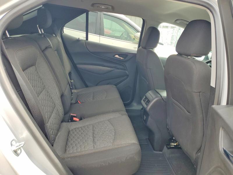 Photo 11 from auction – 2018 CHEVROLET EQUINOX with VIN 2GNAXJEV5J6147845