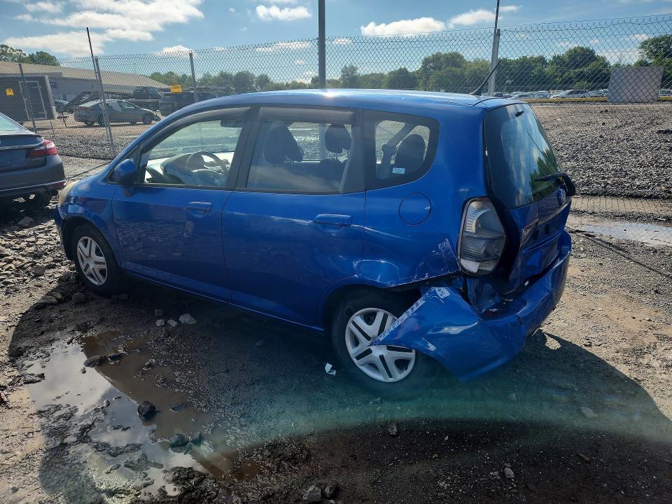 Photo 2 from auction – 2007 HONDA FIT with VIN JHMGD38407S044900
