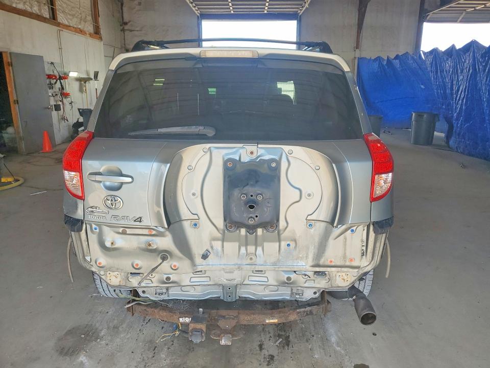 Photo 6 from auction – 2007 TOYOTA RAV4 with VIN JTMZK33V076004647