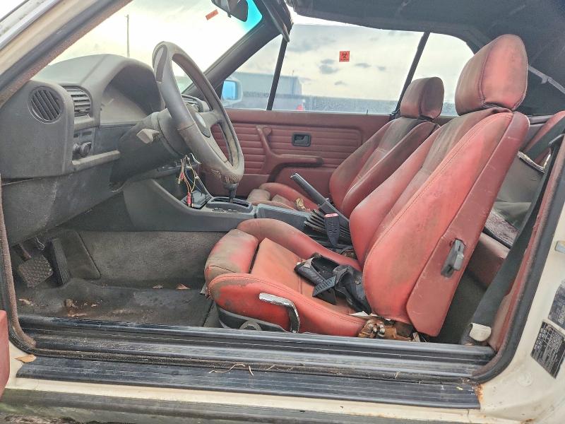 Photo 7 from auction – 1987 BMW 325 with VIN WBABB2304H1943392