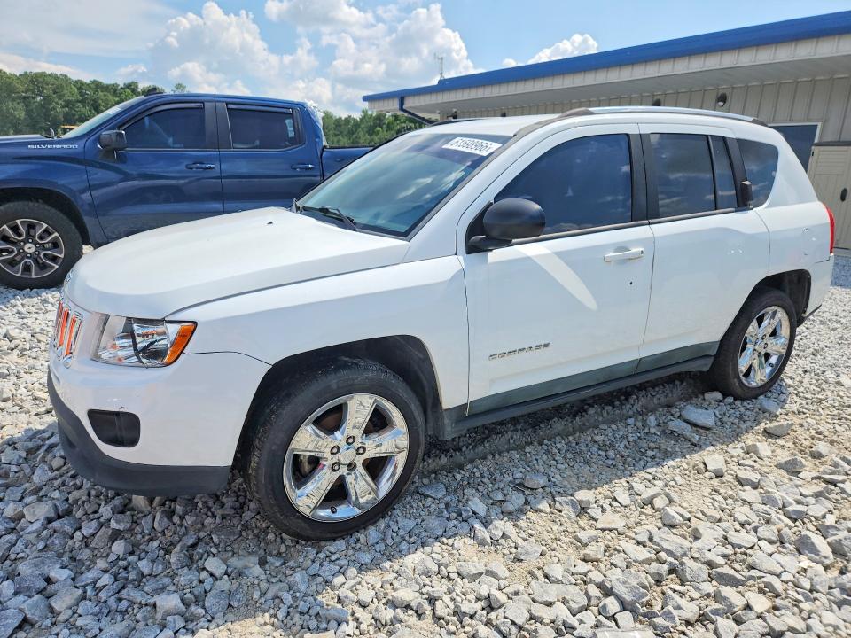 JEEP COMPASS 2011 with VIN 1J4NT1FB1BD253314 - Photo from auction