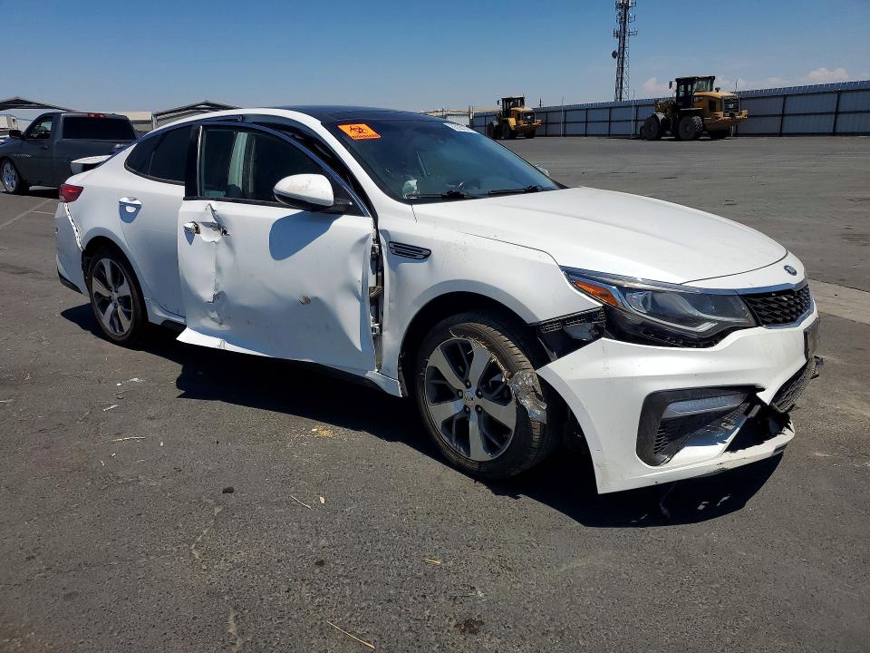 Photo 4 from auction – 2019 KIA OPTIMA with VIN 5XXGT4L38KG354059