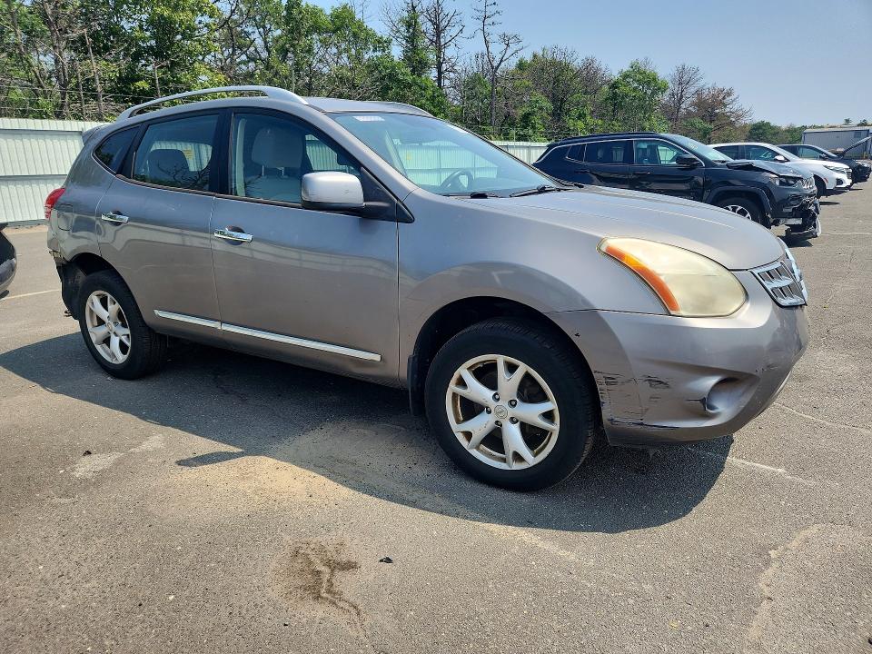 Photo 4 from auction – 2011 NISSAN ROGUE with VIN JN8AS5MV9BW283391