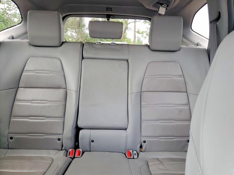 Photo 10 from auction – 2017 HONDA CR-V with VIN 2HKRW2H8XHH604181