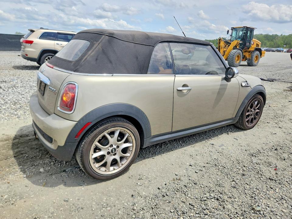 Photo 3 from auction – 2010 MINI COOPER with VIN WMWMS3C52ATY09307