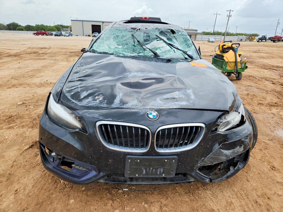 Photo 5 from auction – 2016 BMW 228 with VIN WBA1F9C55GV742189
