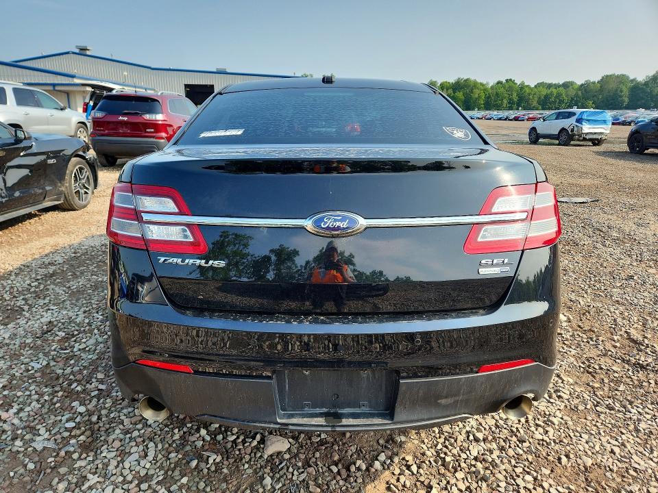 Photo 6 from auction – 2018 FORD TAURUS with VIN 1FAHP2H84JG126803