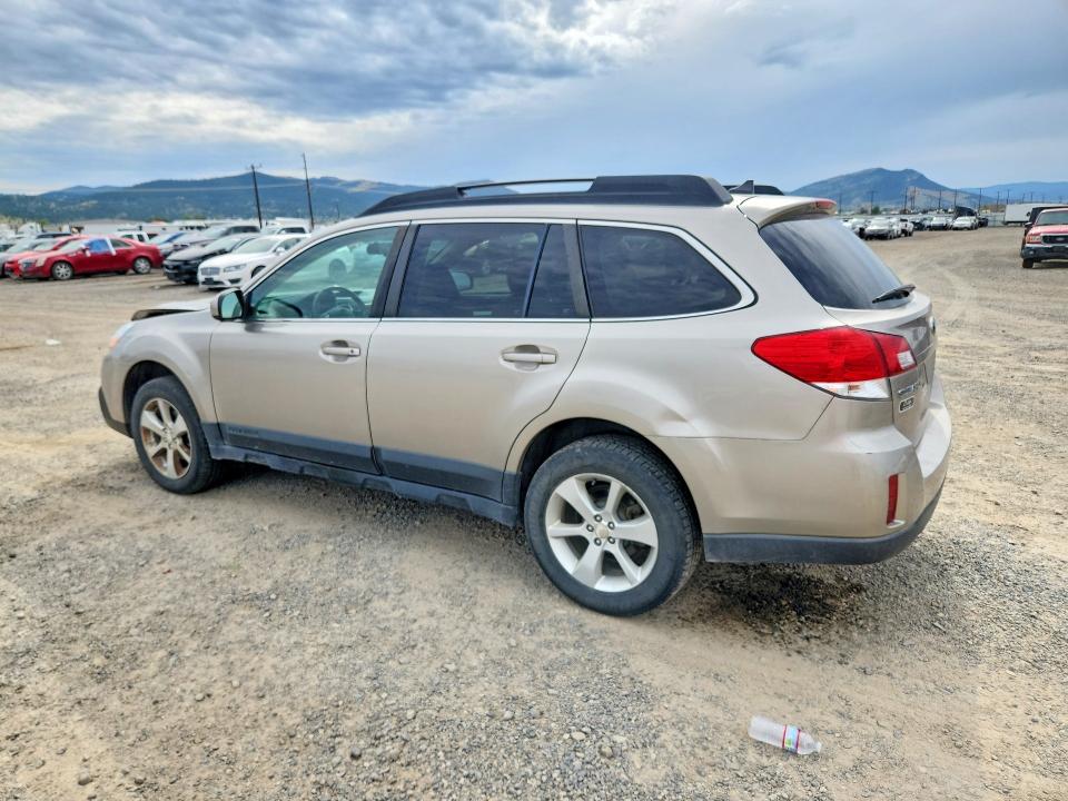 Photo 2 from auction – 2014 SUBARU OUTBACK with VIN 4S4BRBCC1E3248095