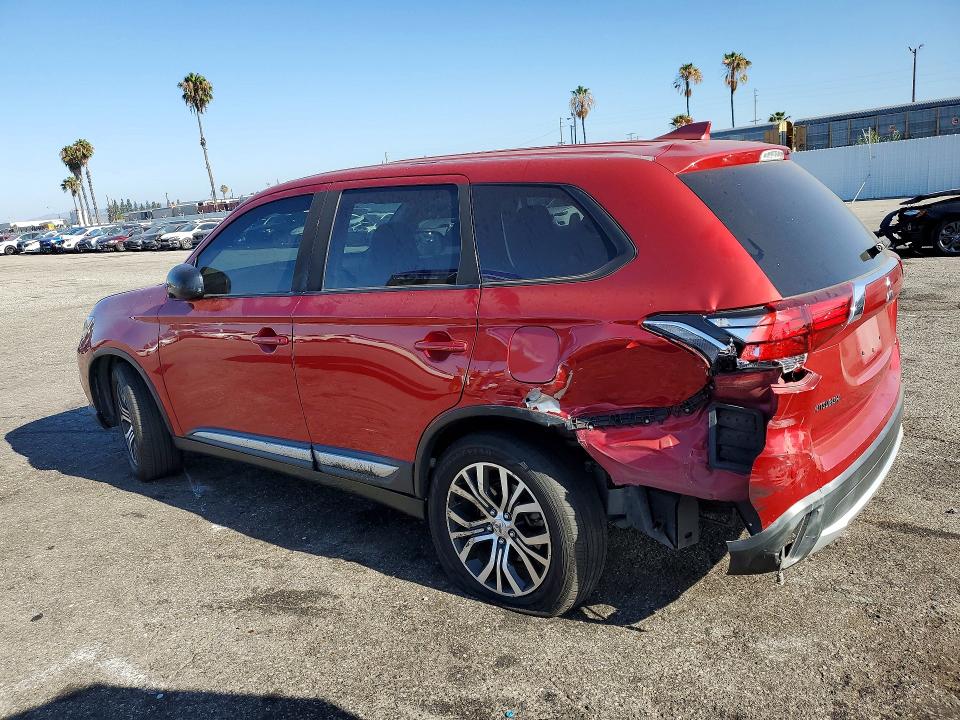 Photo 2 from auction – 2018 MITSUBISHI OUTLANDER with VIN JA4AD2A32JZ054419