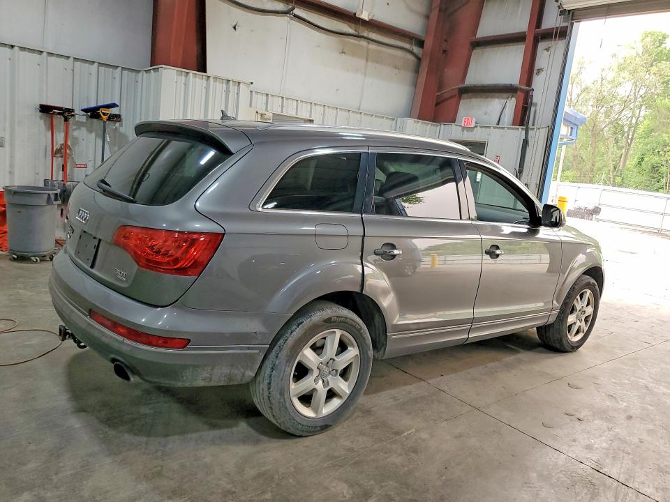 Photo 3 from auction – 2015 AUDI Q7 with VIN WA1LGAFE8FD004911