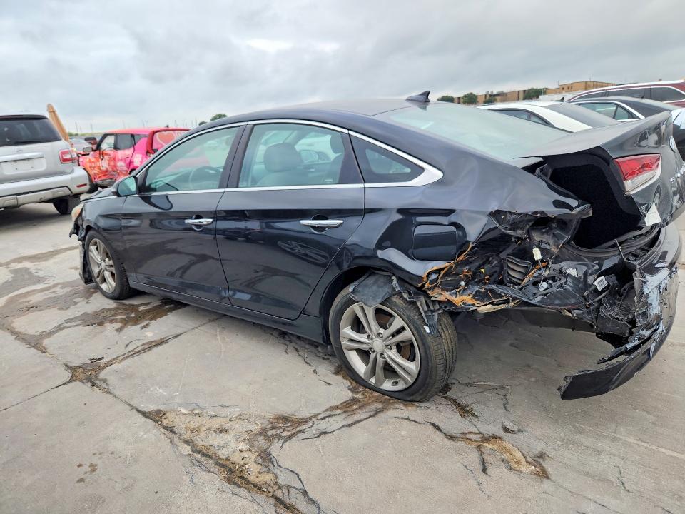 Photo 2 from auction – 2018 HYUNDAI SONATA with VIN 5NPE34AF5JH641429