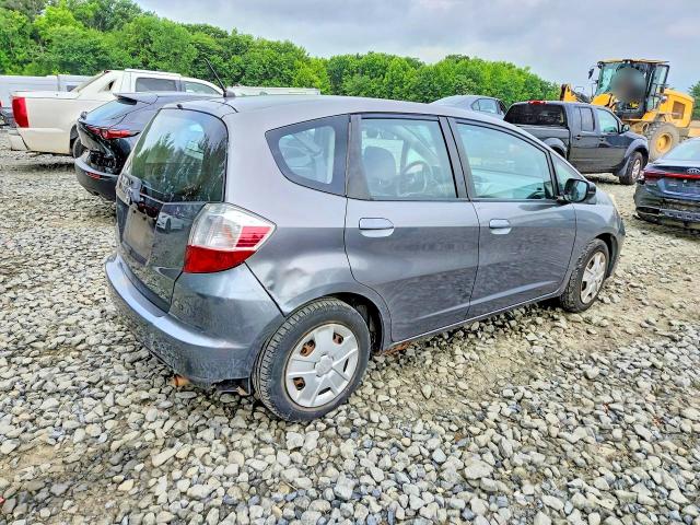 Photo 3 from auction – 2013 HONDA FIT with VIN JHMGE8H36DC077973