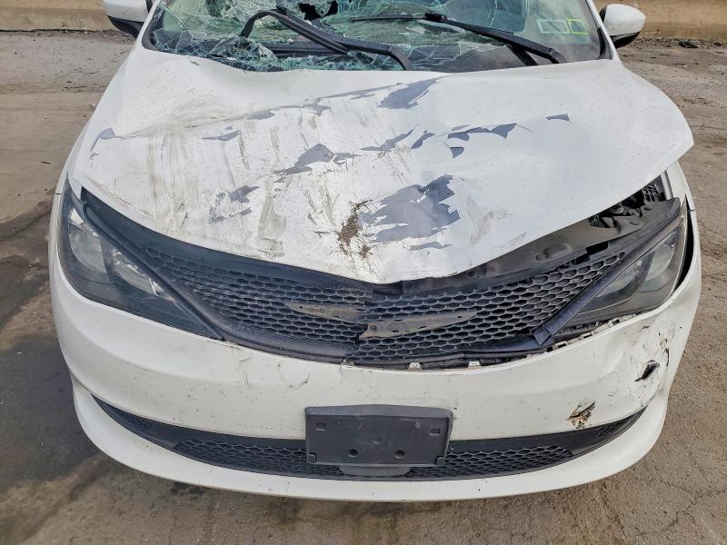Photo 12 from auction – 2022 CHRYSLER VOYAGER with VIN 2C4RC1CG7NR159026