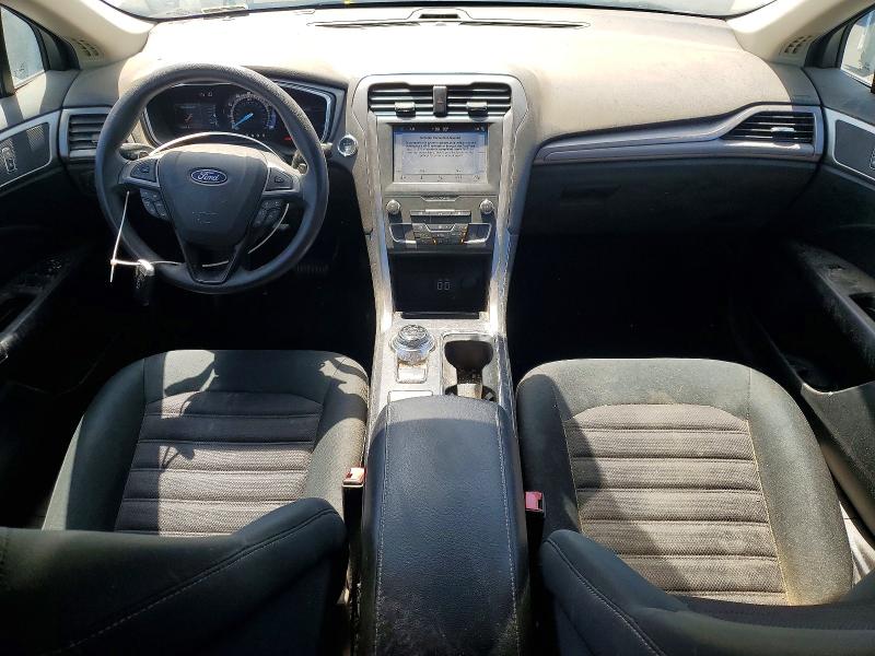 Photo 8 from auction – 2019 FORD FUSION with VIN 3FA6P0HDXKR193411