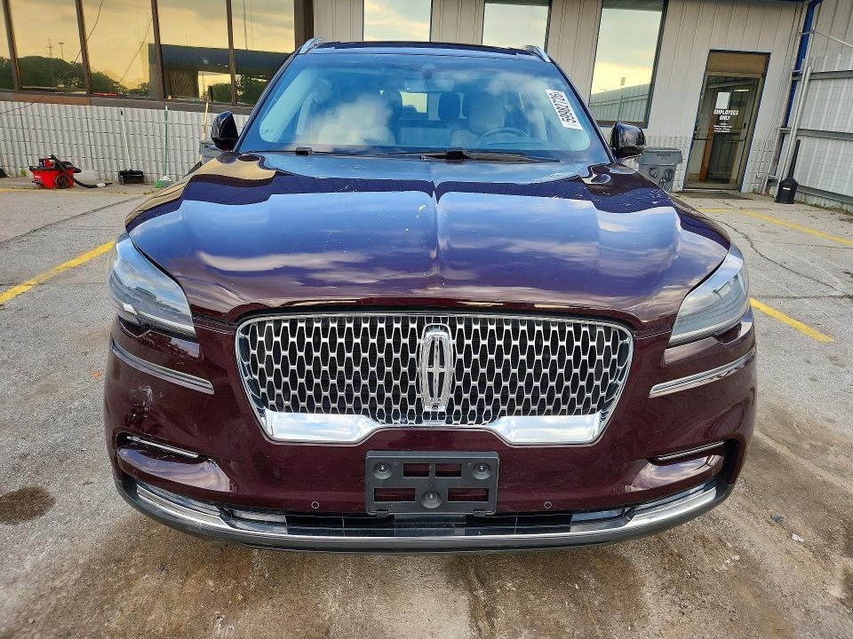 Photo 5 from auction – 2023 LINCOLN AVIATOR with VIN 5LM5J7XC8PGL20303