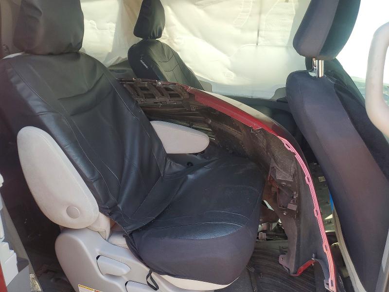 Photo 11 from auction – 2019 TOYOTA SIENNA with VIN 5TDZZ3DC4KS993988