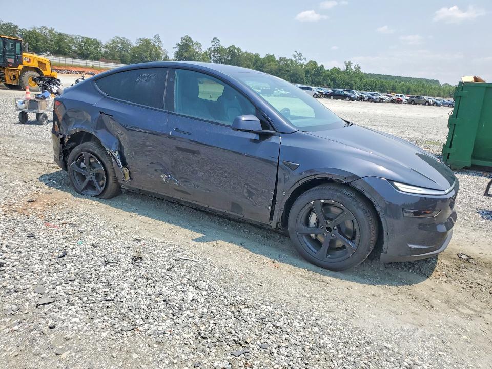 Photo 4 from auction – 2026 TESLA MODEL Y with VIN 7SAYGDED8TF575666