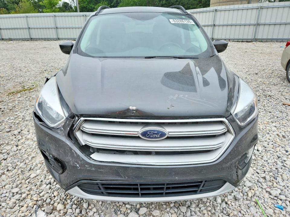 Photo 5 from auction – 2018 FORD ESCAPE with VIN 1FMCU9GD0JUB71030