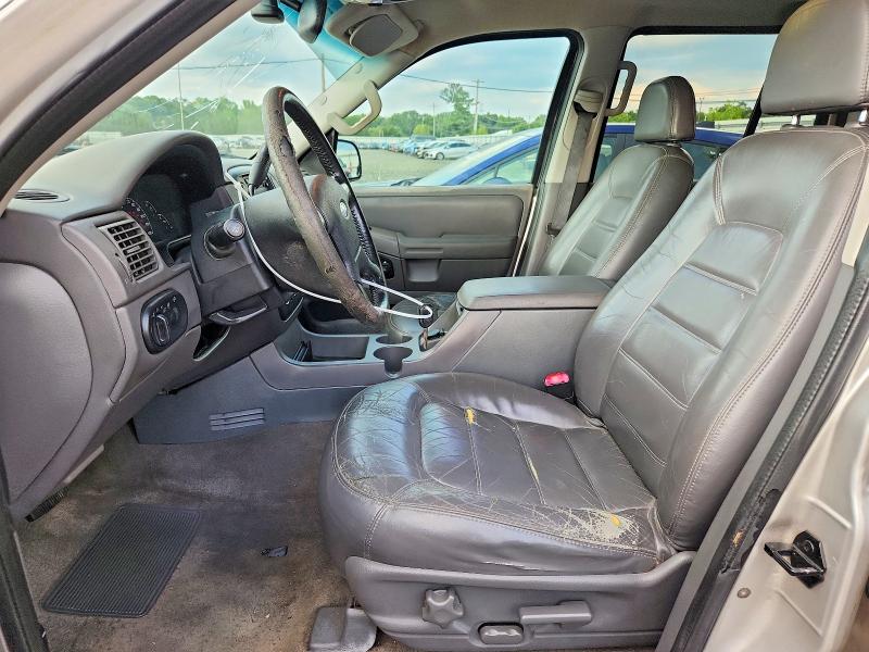 Photo 7 from auction – 2002 FORD EXPLORER with VIN 1FMZU63E22UC79982