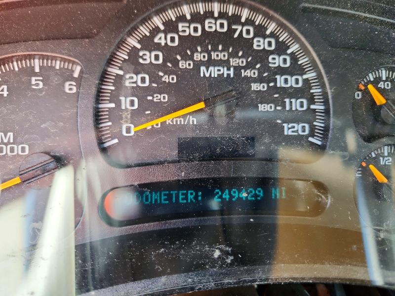 Photo 9 from auction – 2005 CHEVROLET AVALANCHE with VIN 3GNEC12Z15G145251