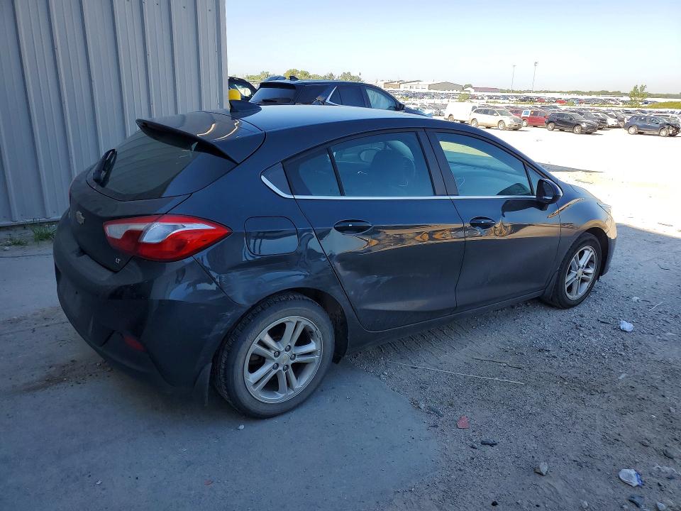 Photo 3 from auction – 2018 CHEVROLET CRUZE with VIN 3G1BE6SM4JS514532