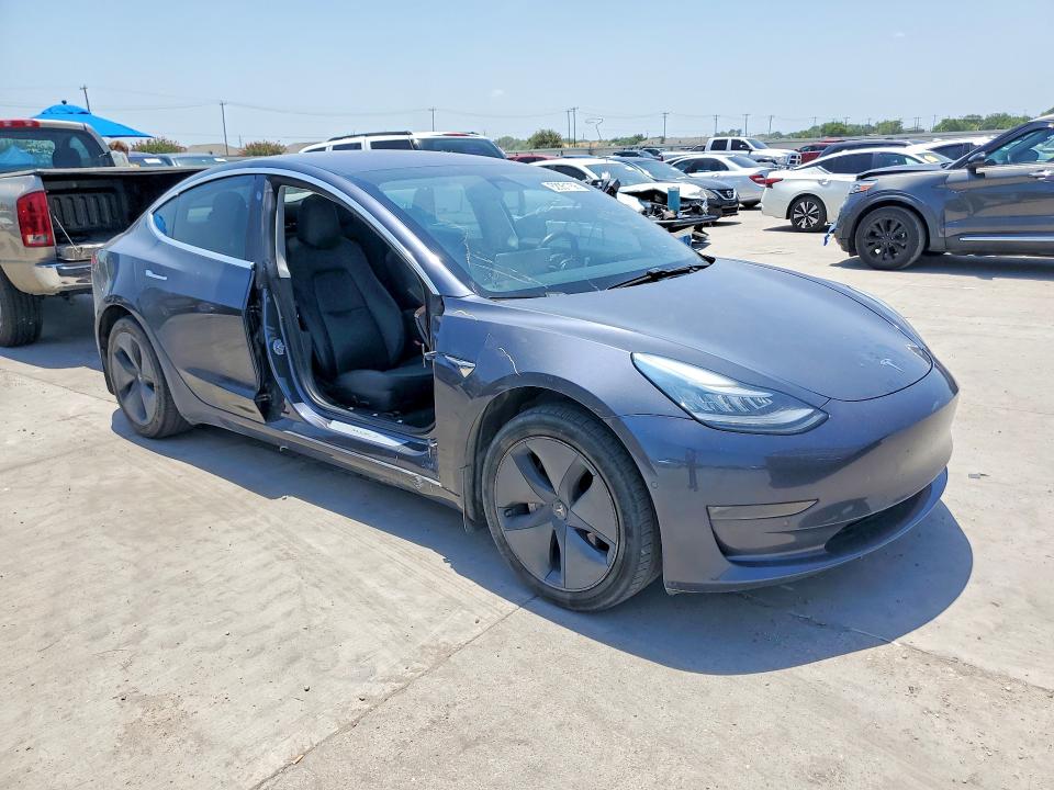 Photo 4 from auction – 2018 TESLA MODEL 3 with VIN 5YJ3E1EA3JF158969