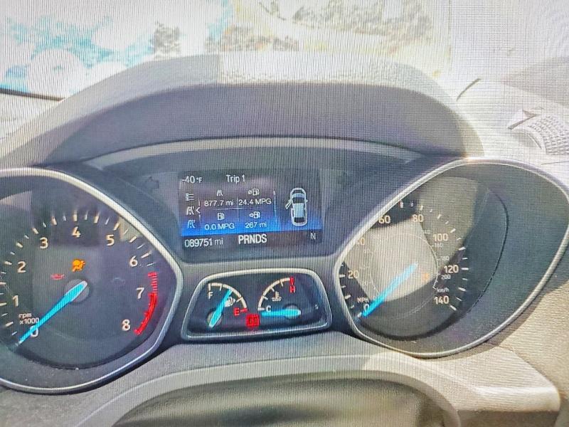 Foto 9 de la subasta – 2019 FORD ESCAPE con VIN 1FMCU9GD2KUB90535