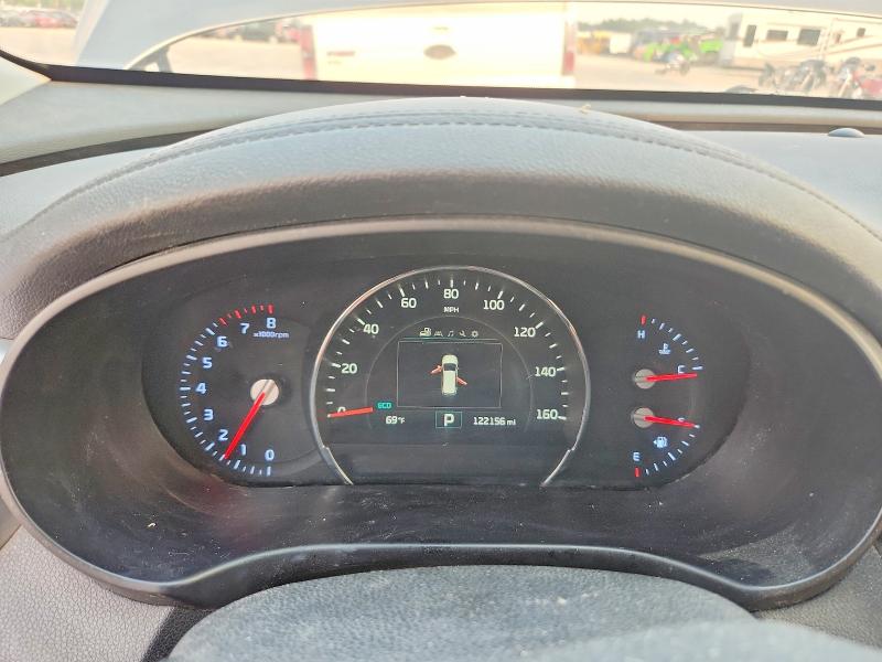 Photo 9 from auction – 2017 KIA SORENTO with VIN 5XYPHDA51HG225512