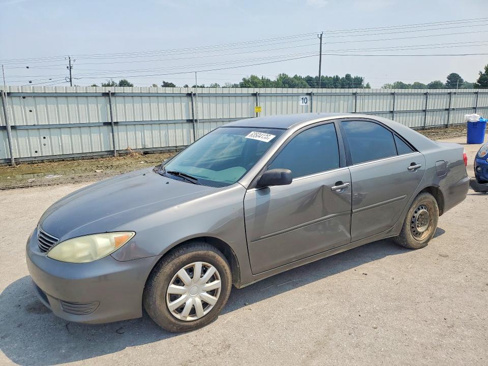TOYOTA CAMRY 2005 with VIN 4T1BE32K35U605457 - Photo from auction