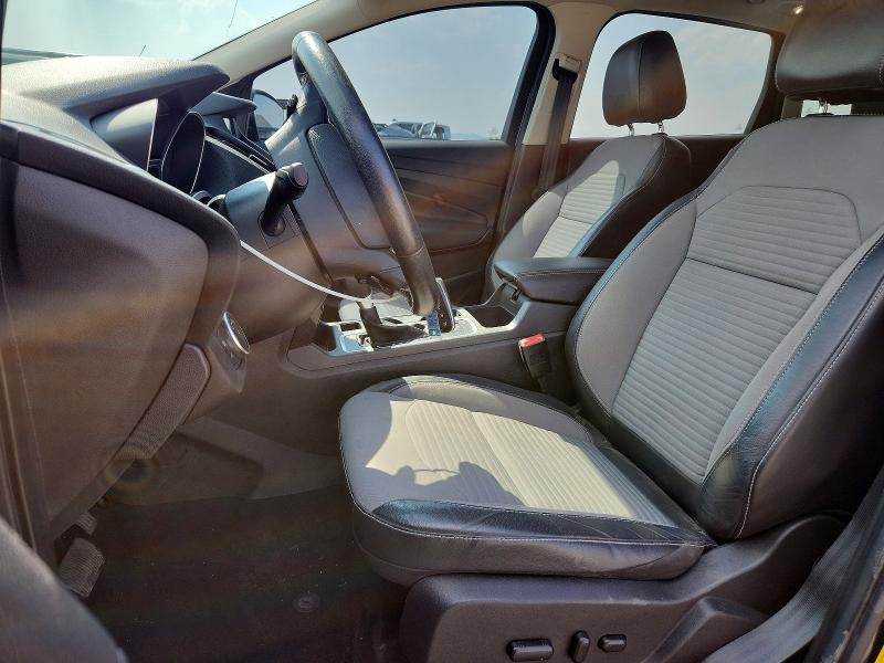 Foto 7 de la subasta – 2017 FORD ESCAPE con VIN 1FMCU9J92HUD96970