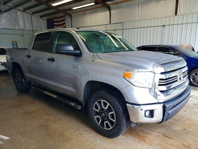 Photo 4 from auction – 2017 TOYOTA TUNDRA with VIN 5TFDW5F10HX583945