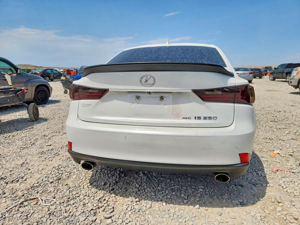 Photo 6 from auction – 2014 LEXUS IS with VIN JTHCF1D26E5006018
