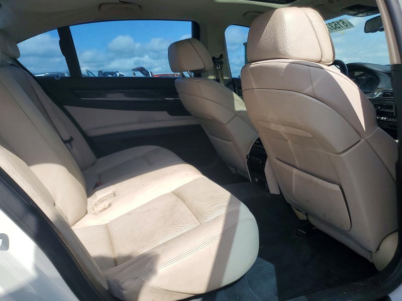 Photo 10 from auction – 2012 BMW 740 with VIN WBAKB4C56CC576533