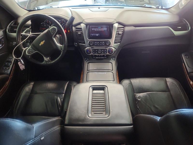 Photo 8 from auction – 2017 CHEVROLET SUBURBAN with VIN 1GNSKJKC6HR182382