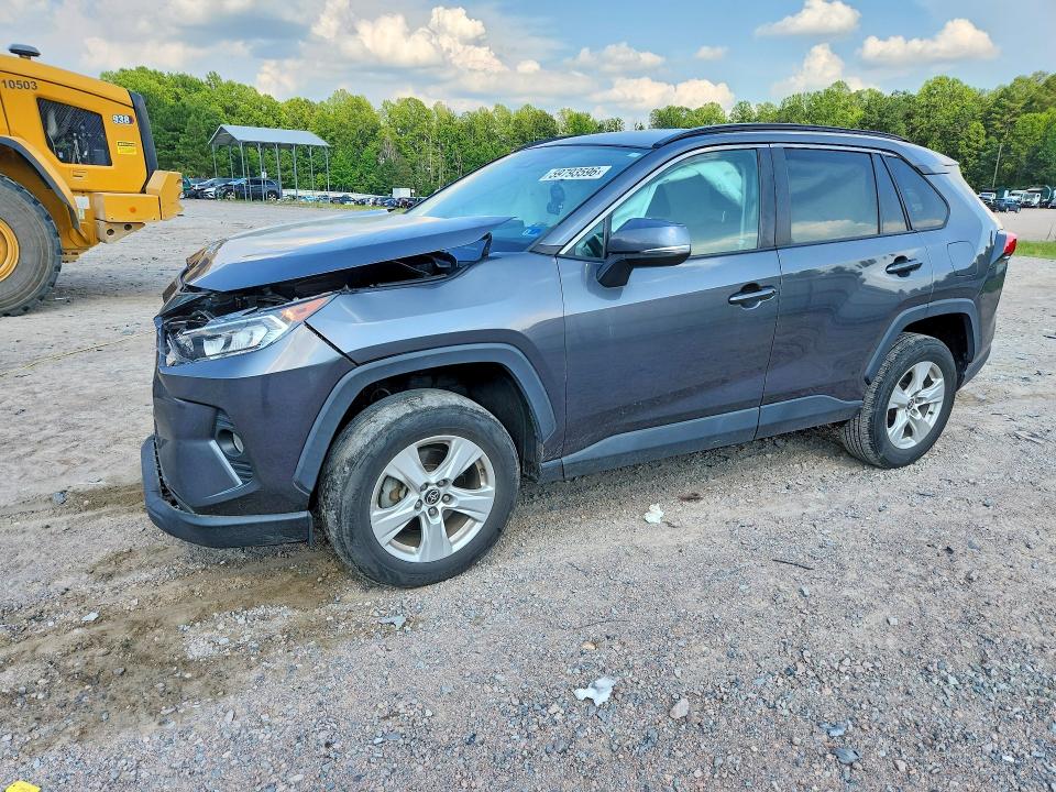 TOYOTA RAV4 2021 with VIN 2T3P1RFVXMC210305 - Photo from auction
