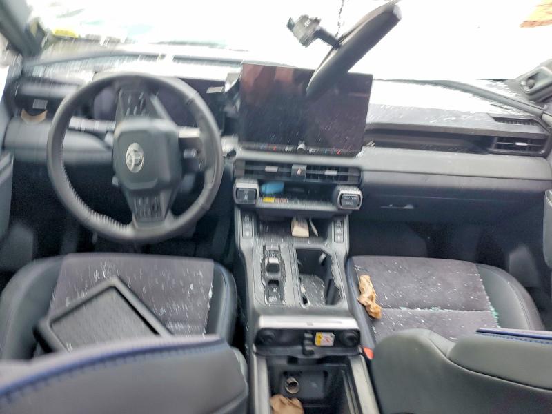 Photo 8 from auction – 2026 TOYOTA RAV4 with VIN 2T36CRAV3TW046762