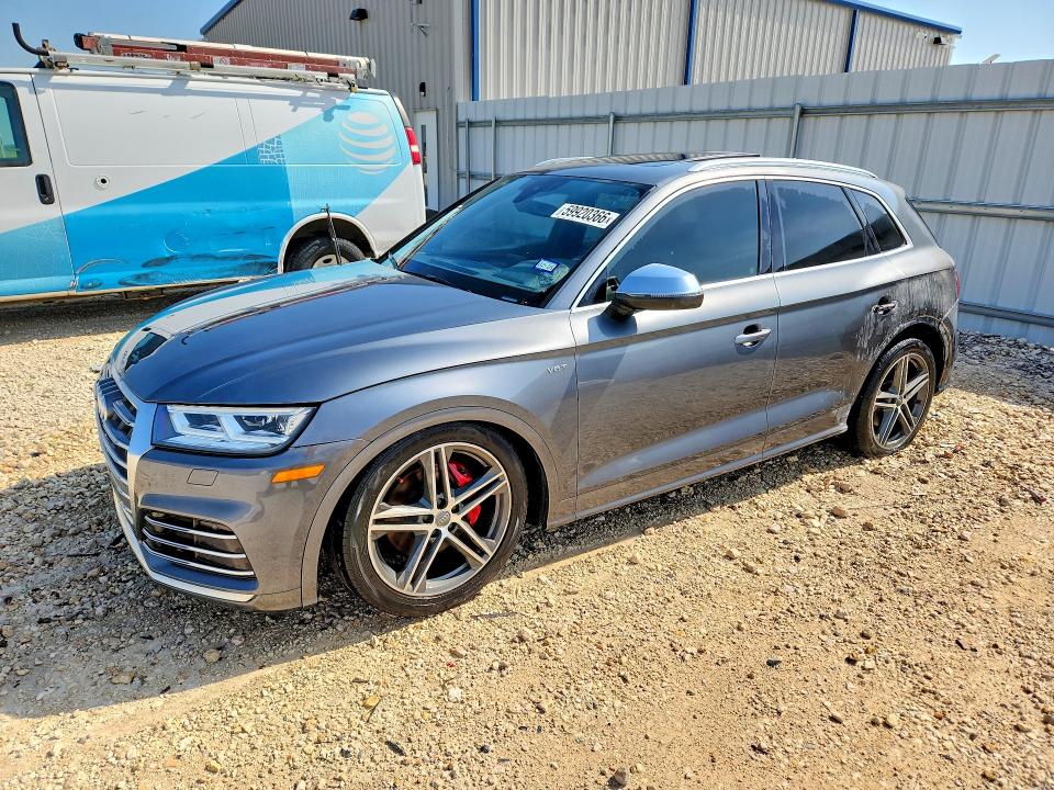 AUDI SQ5 2018 z numerem VIN WA1A4AFY5J2123708 - Zdjęcie z aukcji