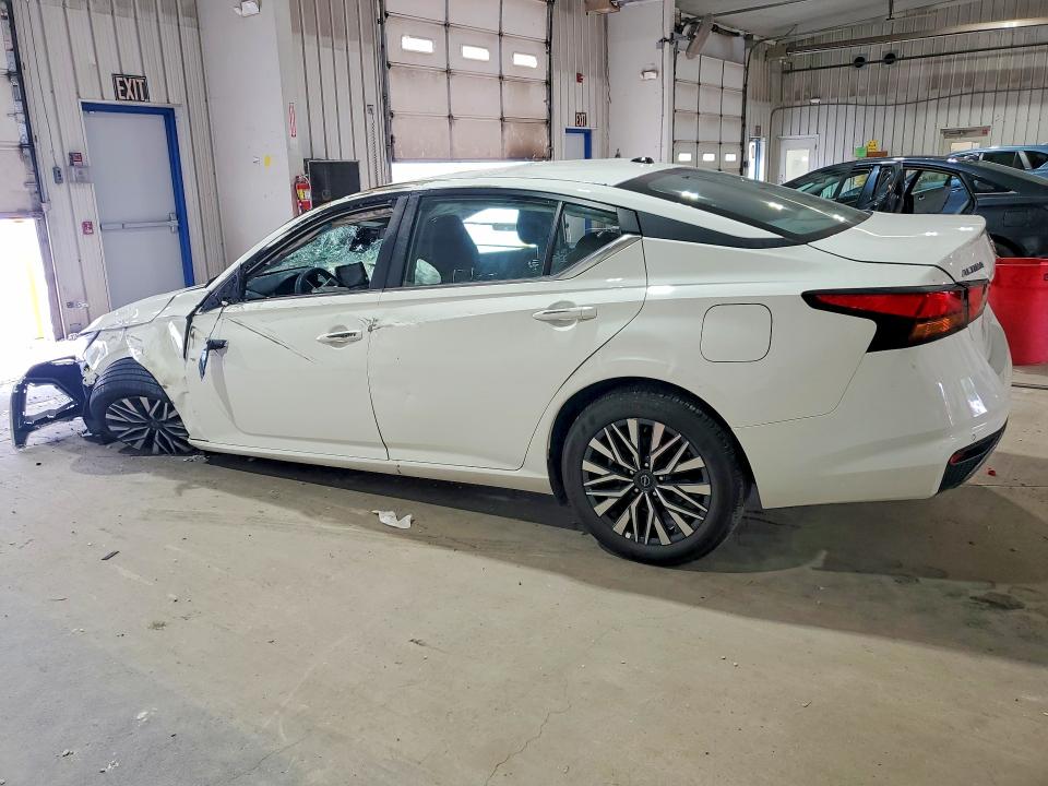 Photo 2 from auction – 2026 NISSAN ALTIMA with VIN 1N4BL4DW8TN306592