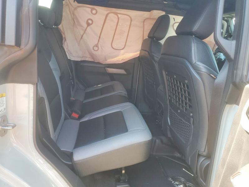 Photo 10 from auction – 2023 FORD BRONCO with VIN 1FMEE5DP1PLC13765