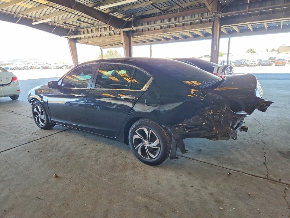 Photo 2 from auction – 2016 HONDA ACCORD with VIN 1HGCR2F34GA123323