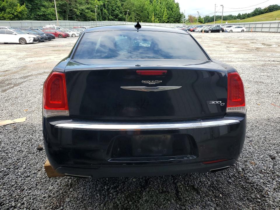 Photo 6 from auction – 2017 CHRYSLER 300C with VIN 2C3CCAEG6HH561038