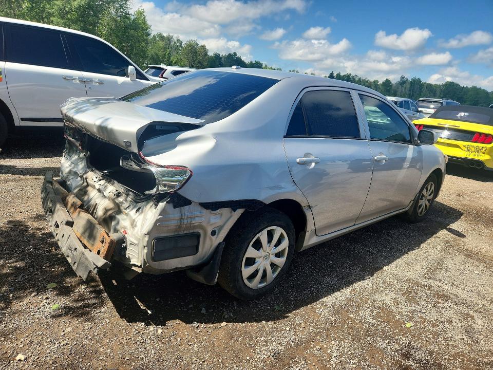 Photo 3 from auction – 2010 TOYOTA COROLLA with VIN 2T1BU4EE6AC483039
