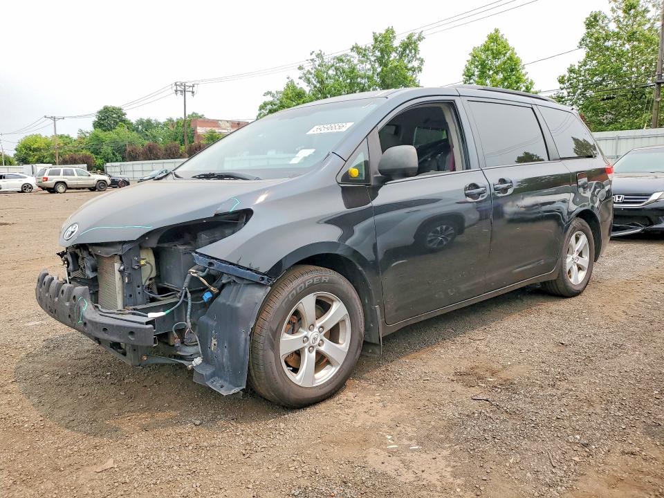 TOYOTA SIENNA 2012 with VIN 5TDKK3DC4CS231591 - Photo from auction