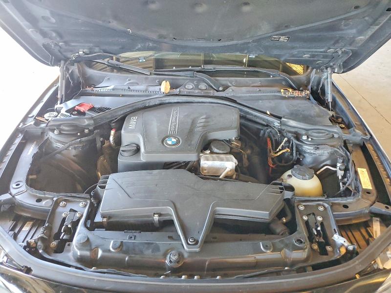 Photo 11 from auction – 2014 BMW 320 with VIN WBA3B1C52EK133243