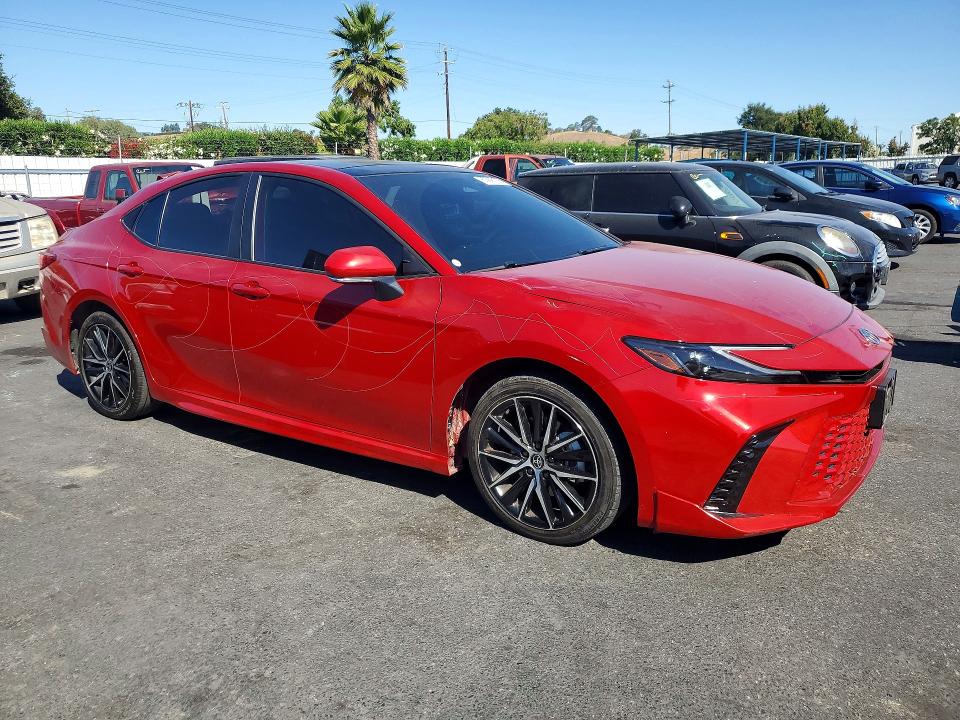 Photo 4 from auction – 2025 TOYOTA CAMRY with VIN 4T1DAACK7SU124615