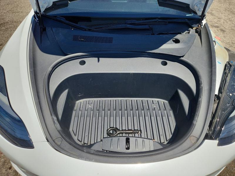 Photo 11 from auction – 2023 TESLA MODEL 3 with VIN 5YJ3E1EA4PF477175