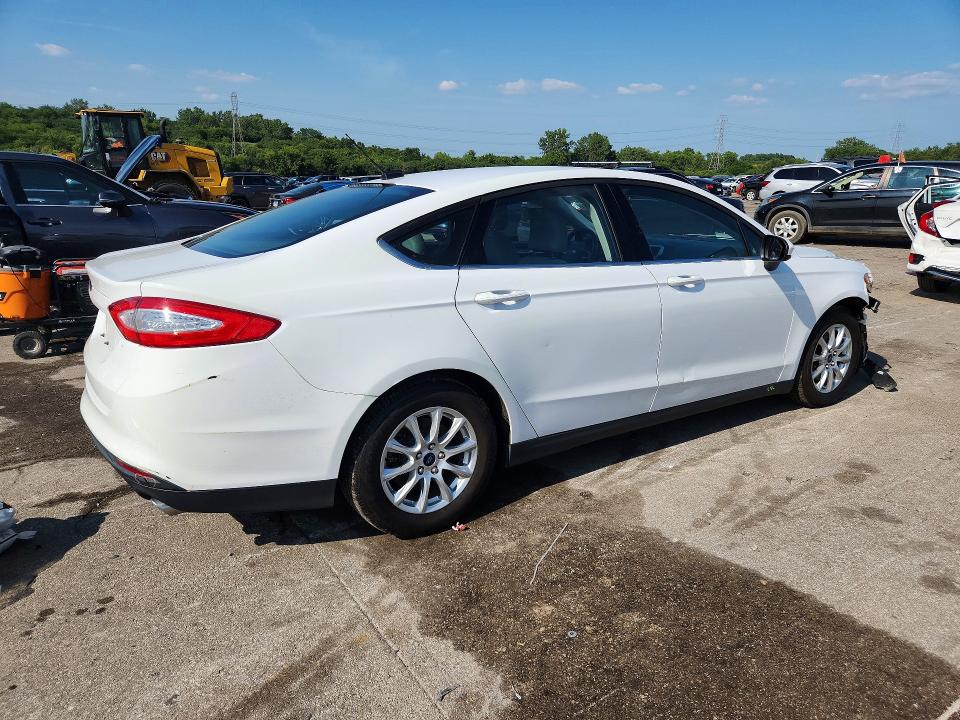 Foto 3 de la subasta – 2016 FORD FUSION con VIN 3FA6P0G79GR351949