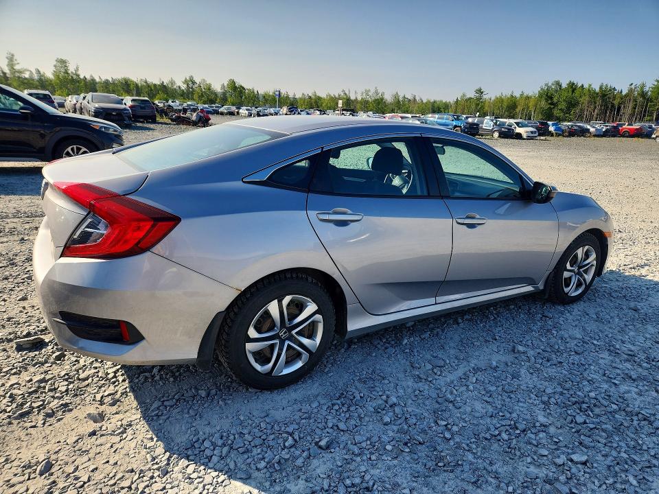 Photo 3 from auction – 2016 HONDA CIVIC with VIN 2HGFC2F52GH012576